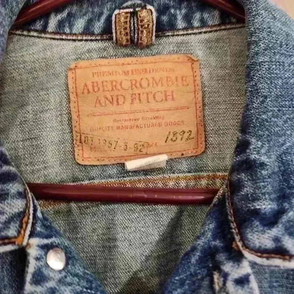 Vintage Abercombie & Fitch denim jacket size S blue - Picture 2 of 4